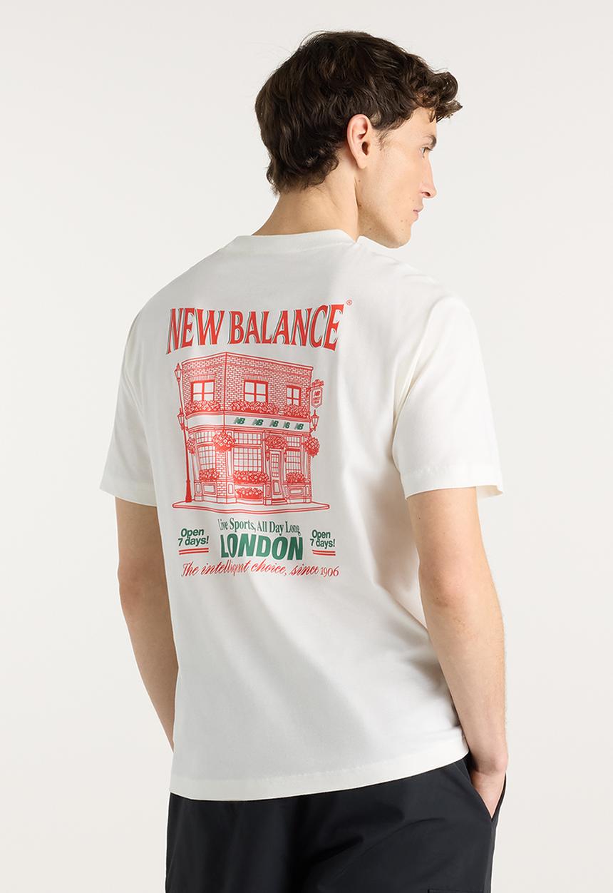 New Balance  - Grab a Bite London T-Shirt - Sea Salt