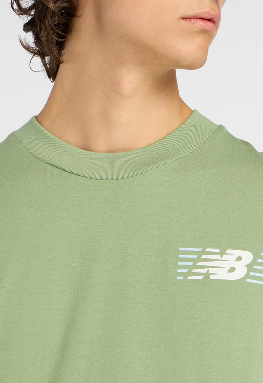 New Balance  - NB Lines T-Shirt - Oregano