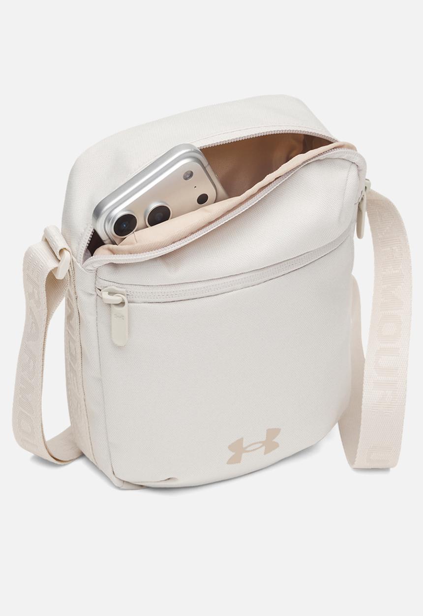 Under Armour - Essential Crossbody - Vanilla