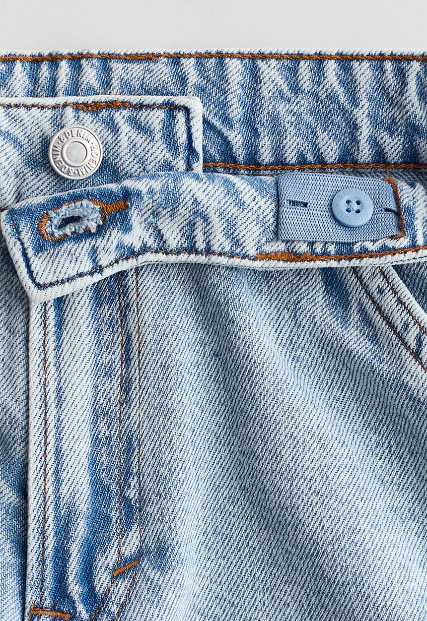 H&M - Cargo denim shorts - light denim blue
