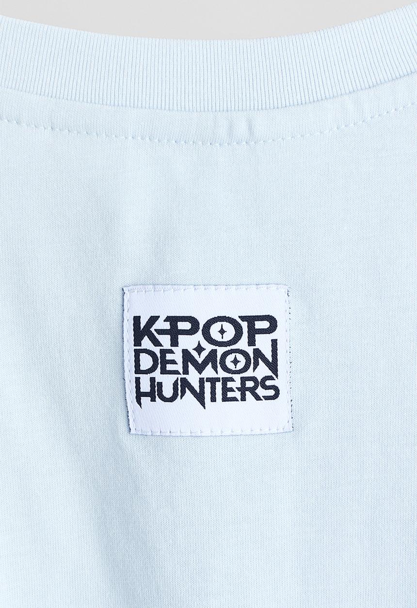 H&M - Printed t-shirt - light blue/kpop demon hunters