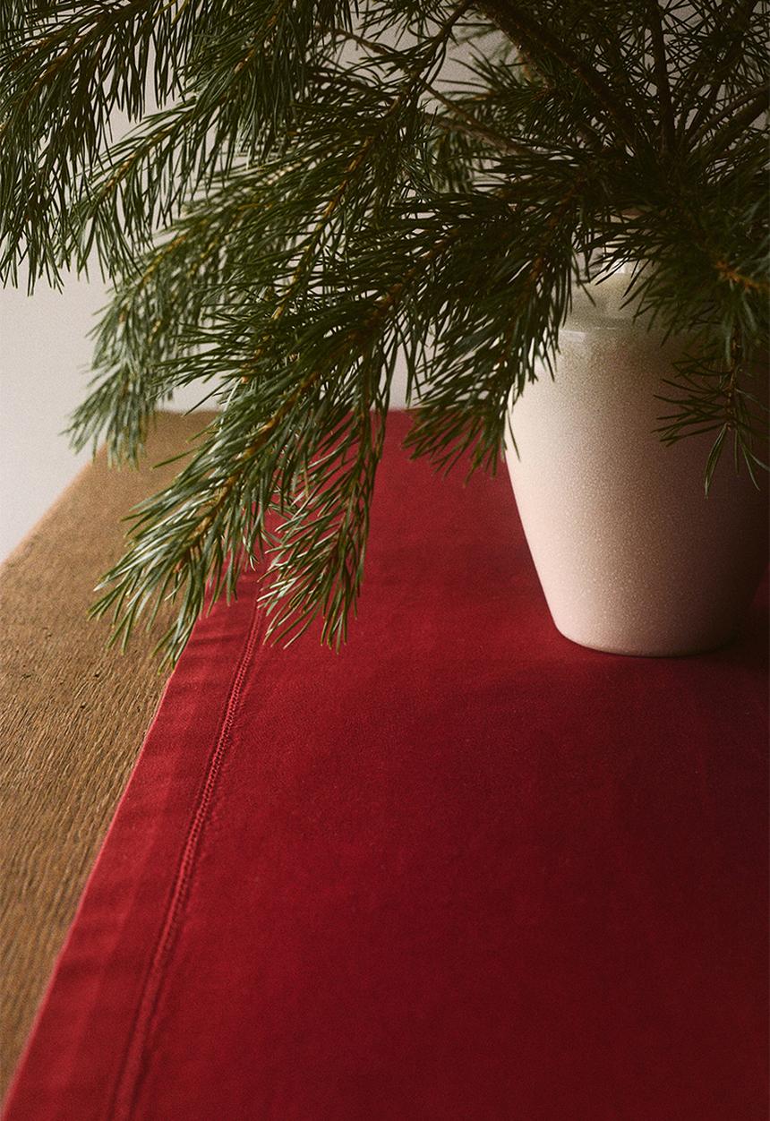 H&M - Cotton table runner - dark red