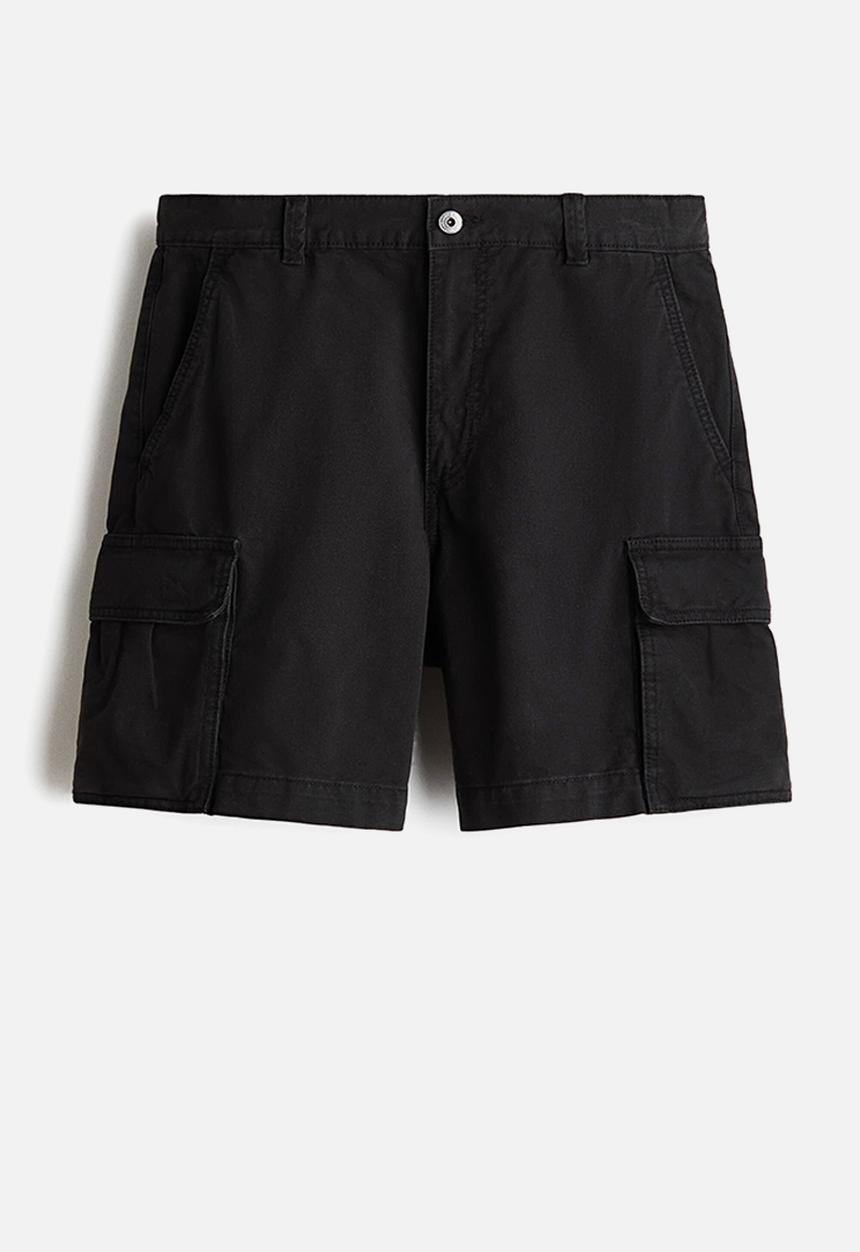 H&M - Relaxed fit cargo shorts - black