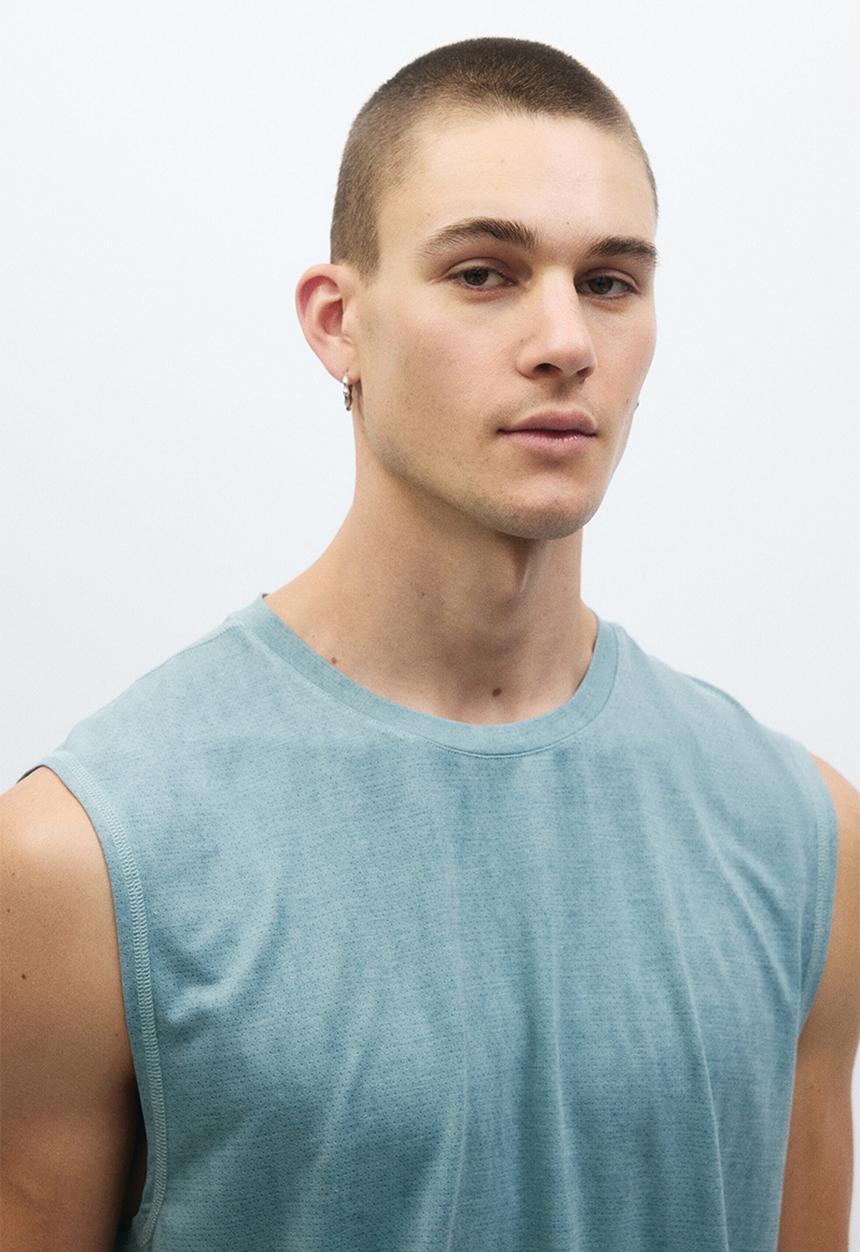 H&M - Regular fit sports vest top with drymove™ - dusty teal