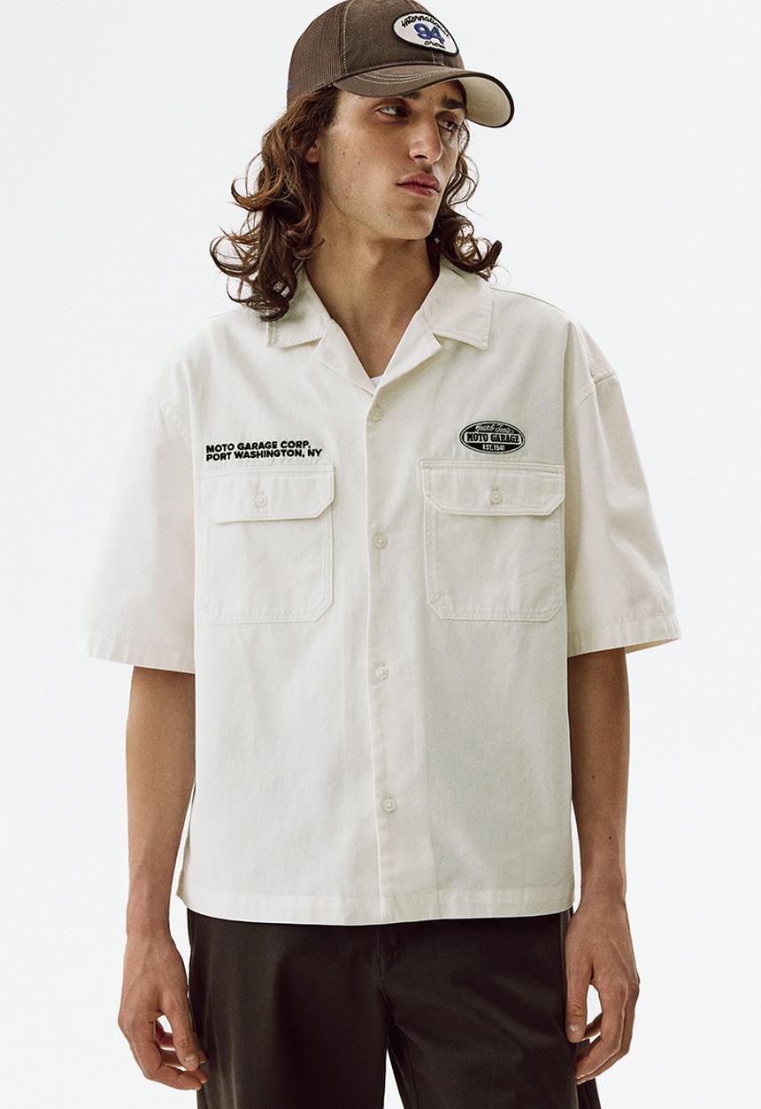 H&M - Relaxed fit short-sleeved utility shirt - white/moto garage