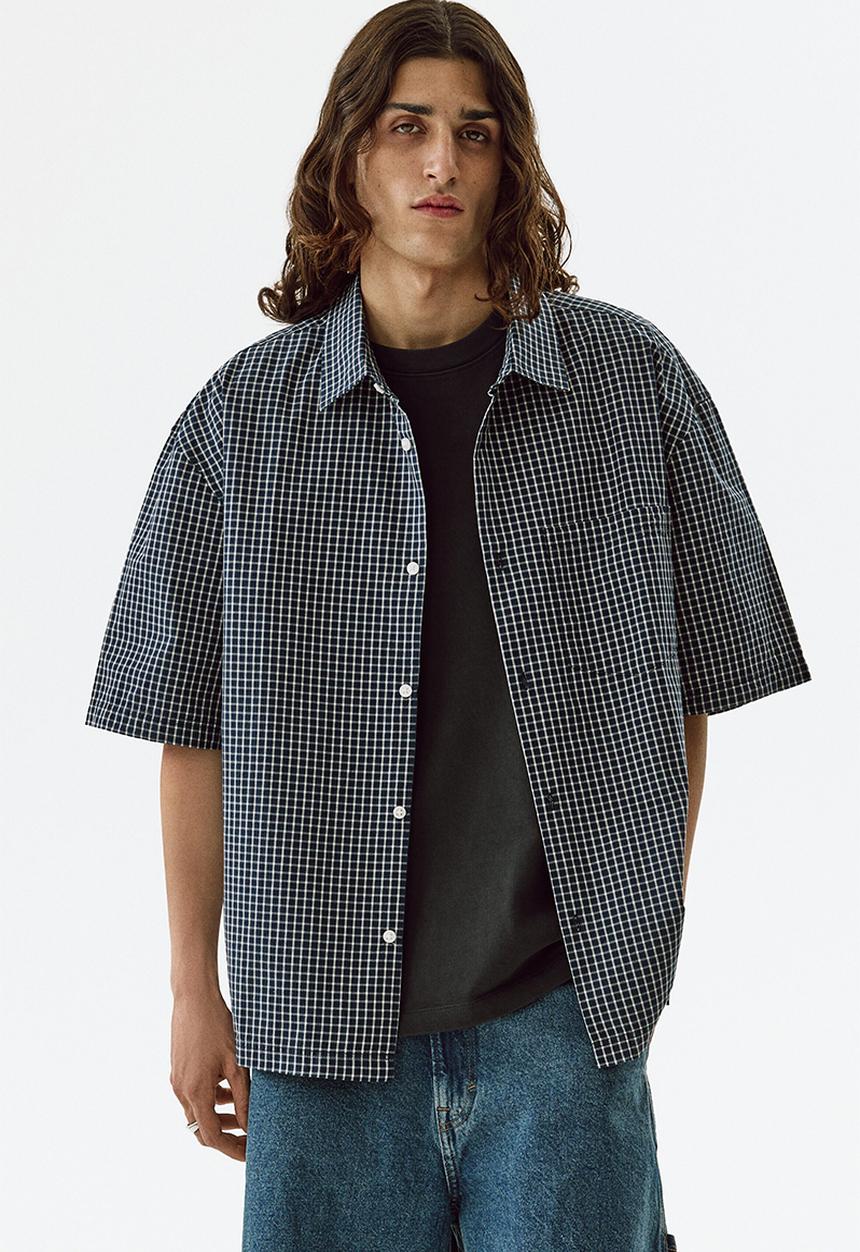 H&M - Relaxed fit cotton shirt - navy blue/checked