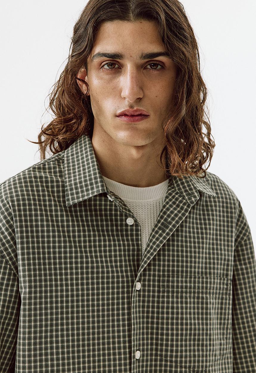 H&M - Relaxed fit cotton shirt - khaki green/checked