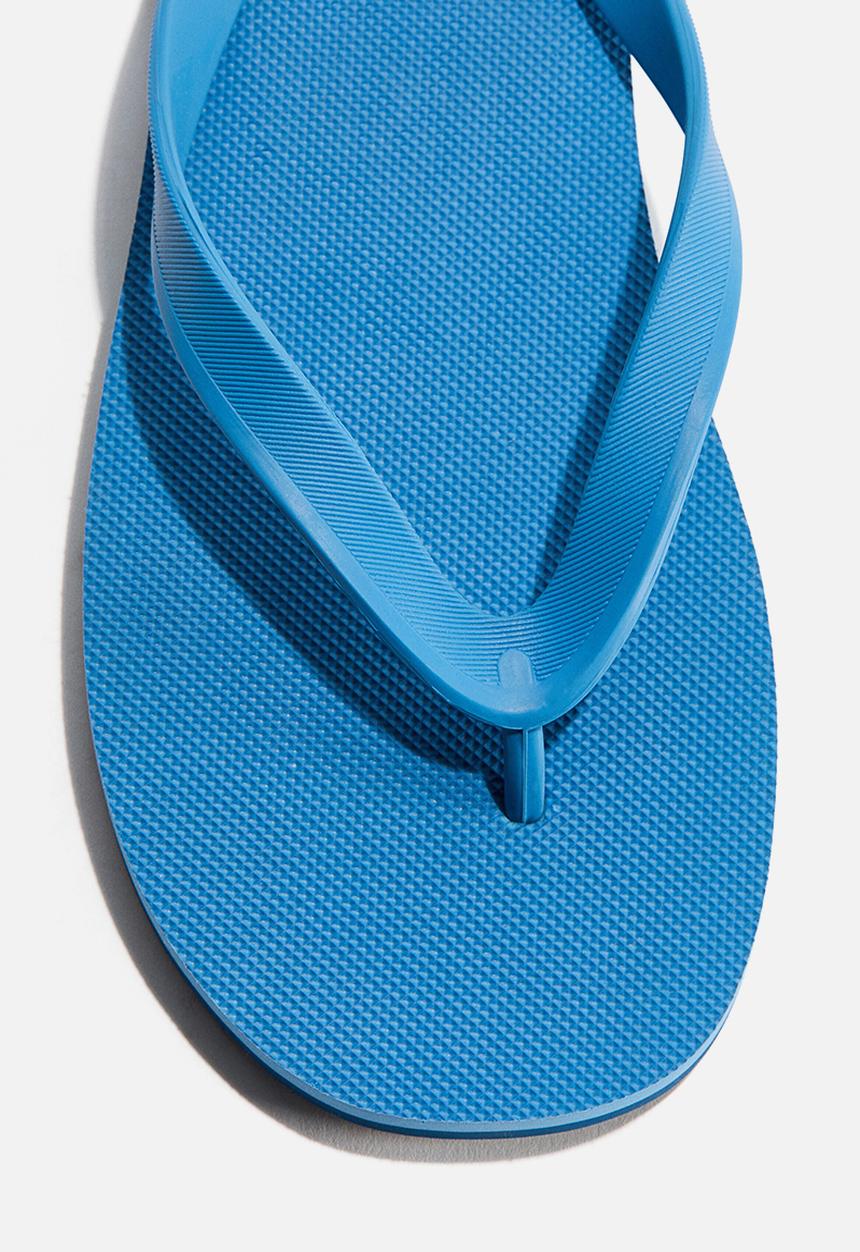 H&M - Rubber flip flops - blue