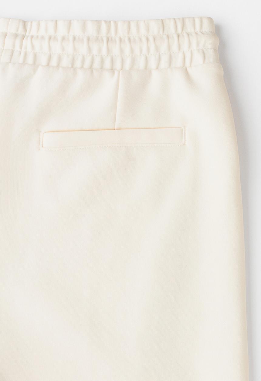H&M - Regular fit interlock shorts - cream