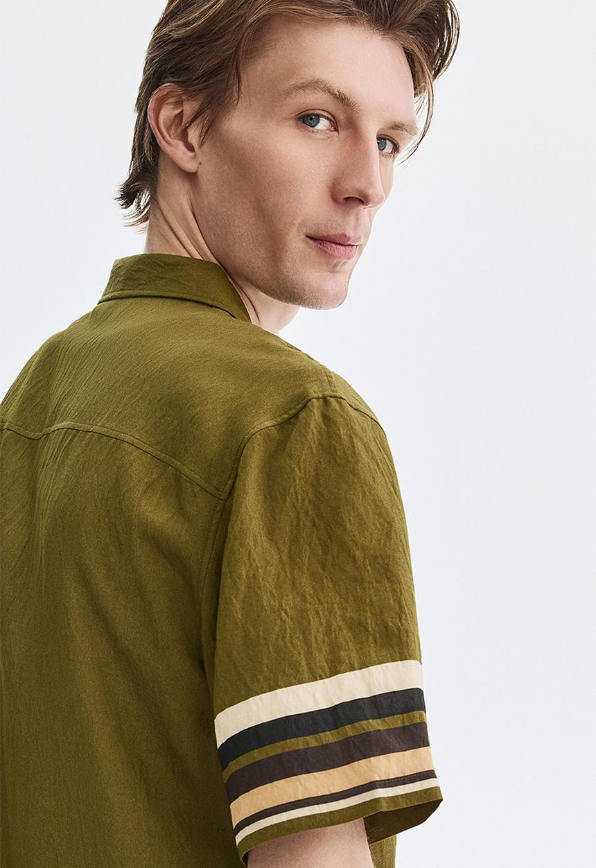 H&M - Relaxed fit resort shirt - dark khaki green