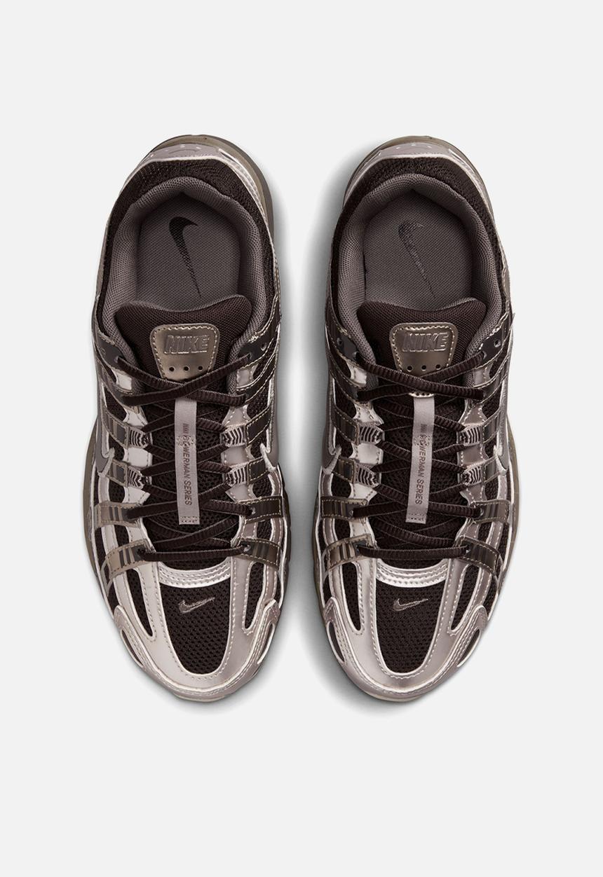 Nike - Nike P-6000