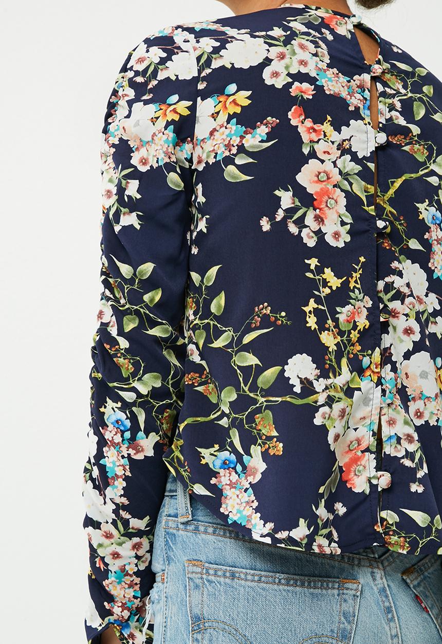 dailyfriday - Ruched sleeve blouse