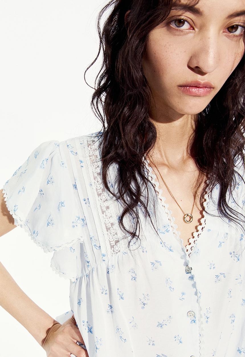 H&M - Lace-inset blouse - light blue/floral