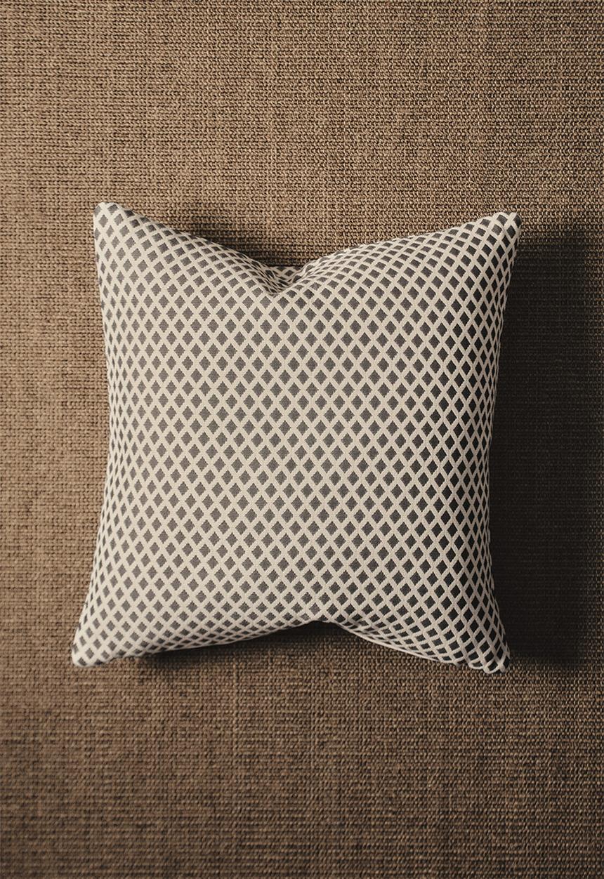 H&M - Outdoor cushion cover - black/patterned