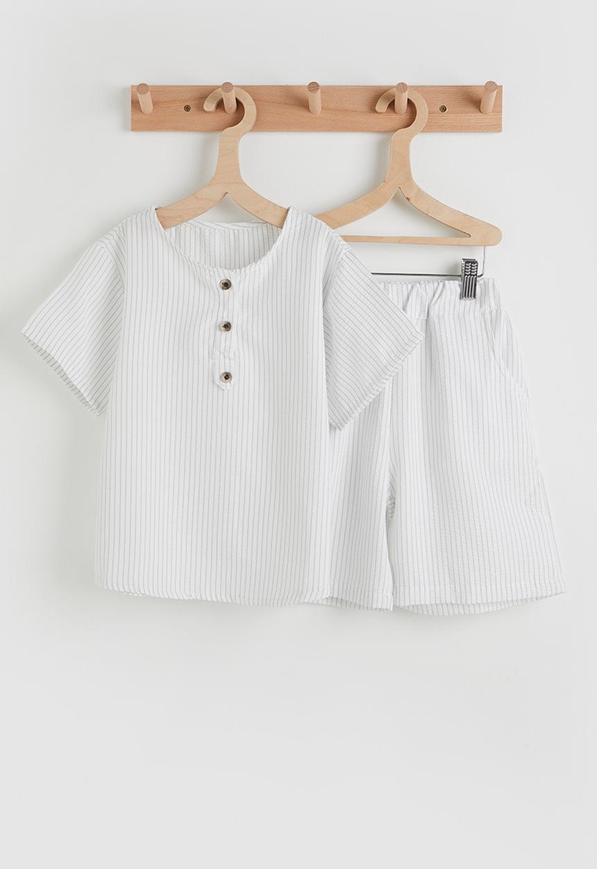 Pop Candy - Pin striped henley tee and shorts set - white