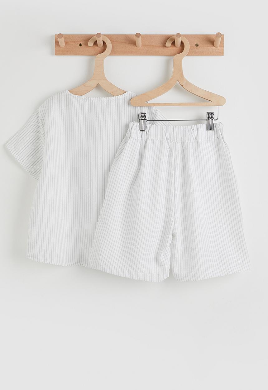 Pop Candy - Pin striped henley tee and shorts set - white