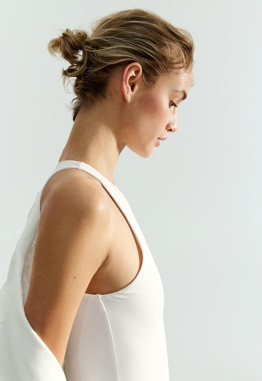 H&M - Sleeveless thong body - white