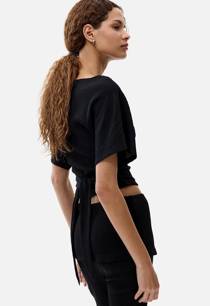 H&M - Crinkled tie-detail top - black