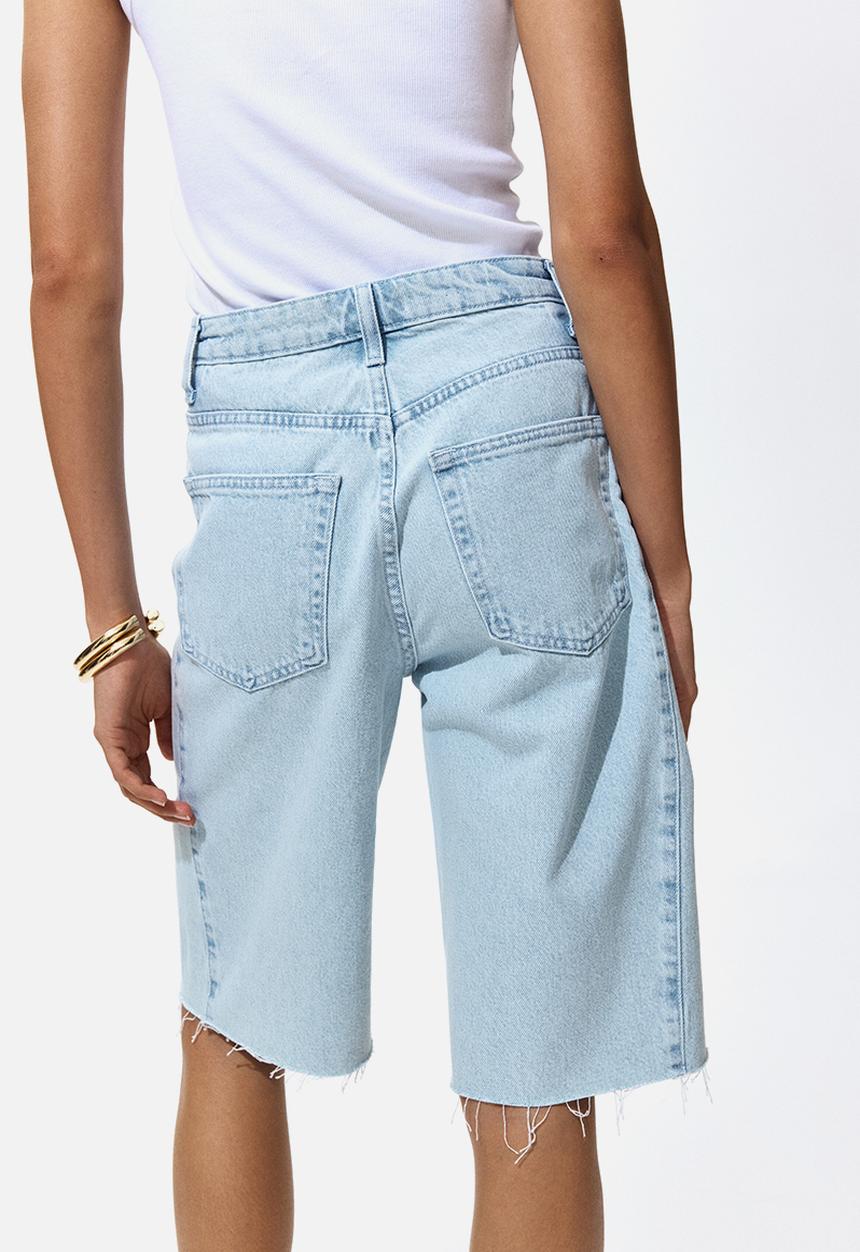 H&M - Denim bermuda shorts - light denim blue