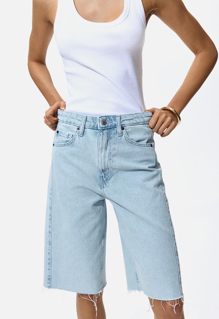 H&M - Denim bermuda shorts - light denim blue