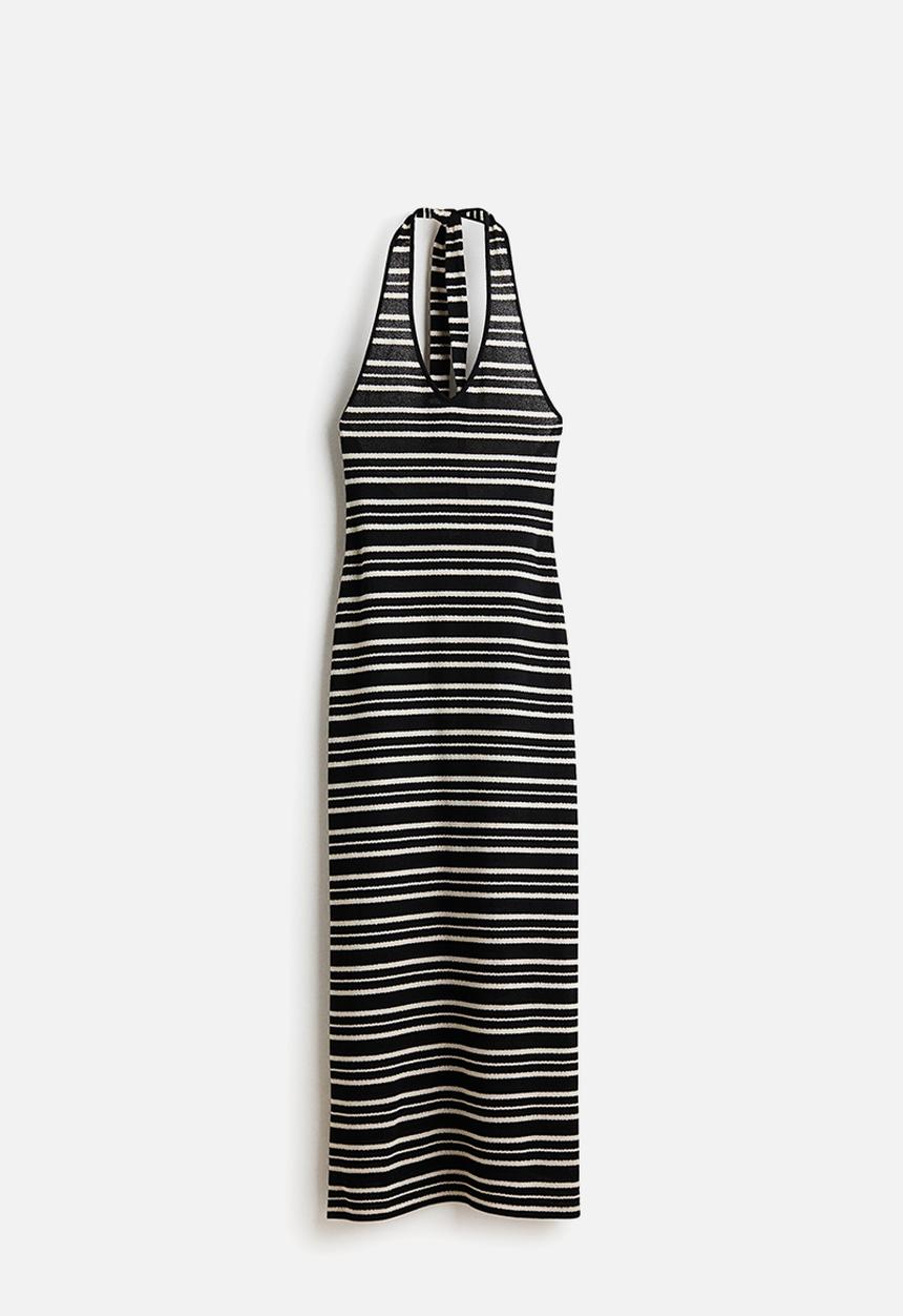 H&M - Knitted halterneck dress - black/striped