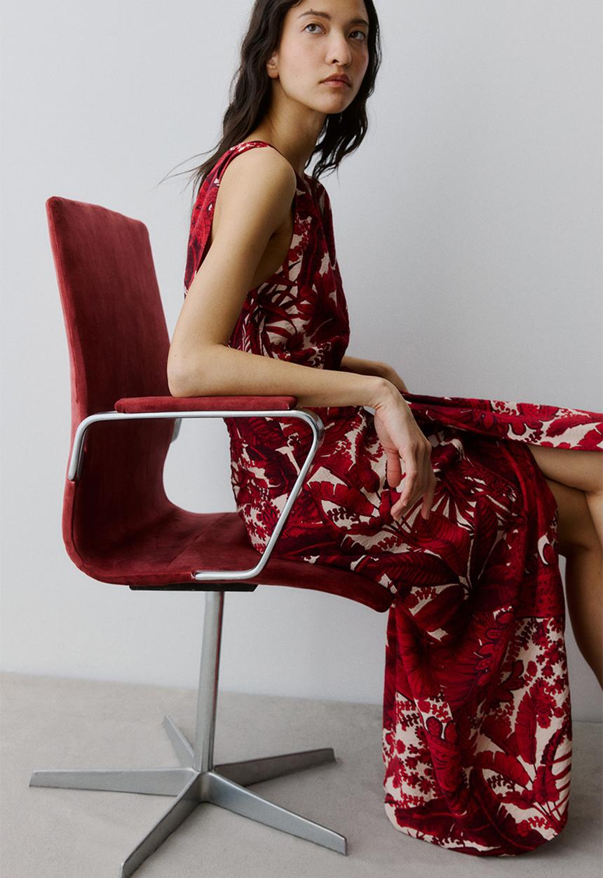 H&M - V-neck midi dress - red/patterned