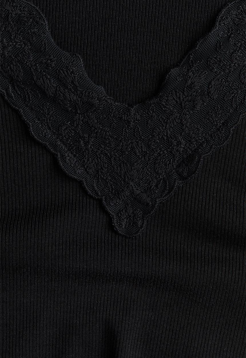 H&M - Mama ribbed v-neck top - black
