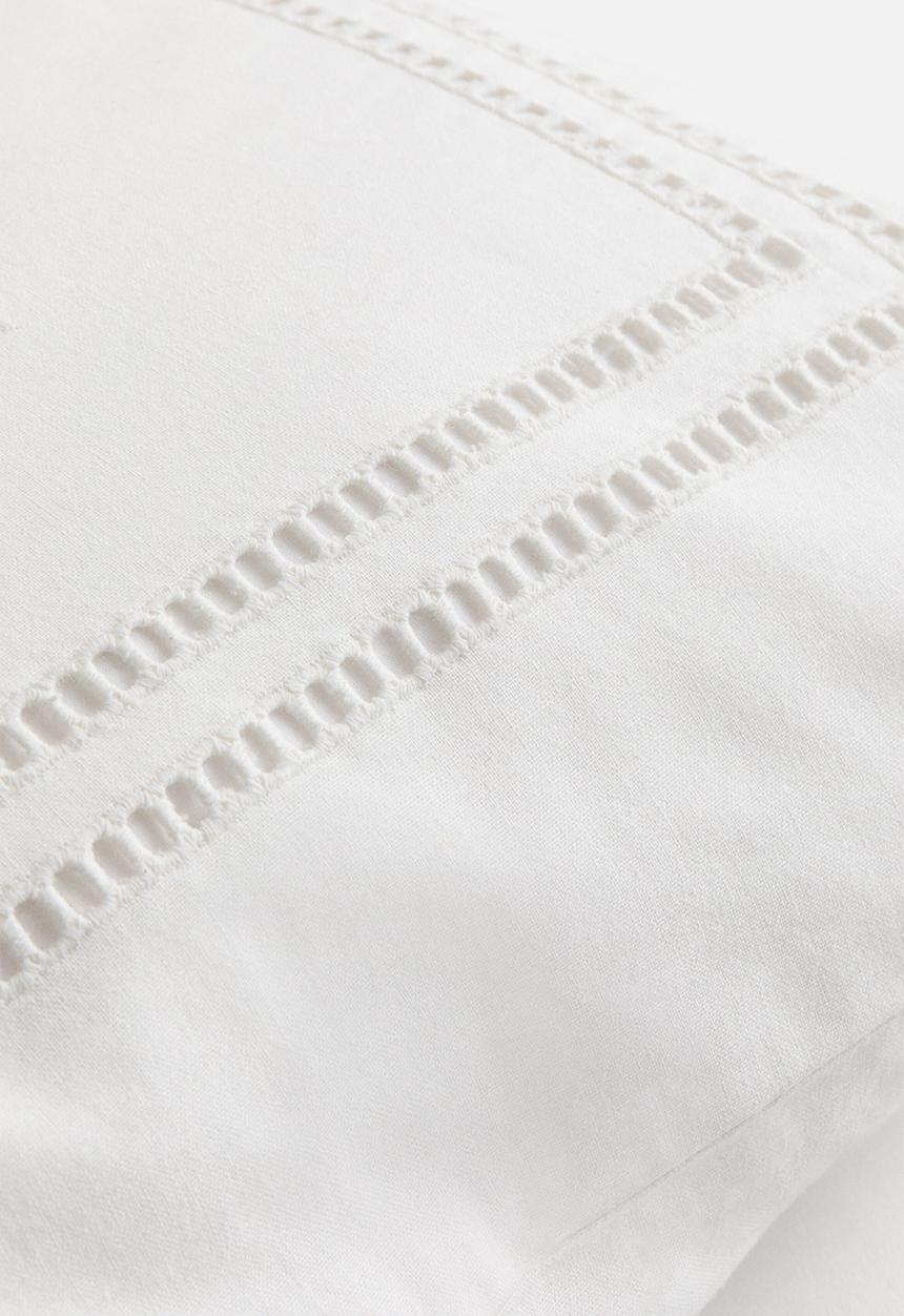 H&M - Broderie anglaise cushion cover - white
