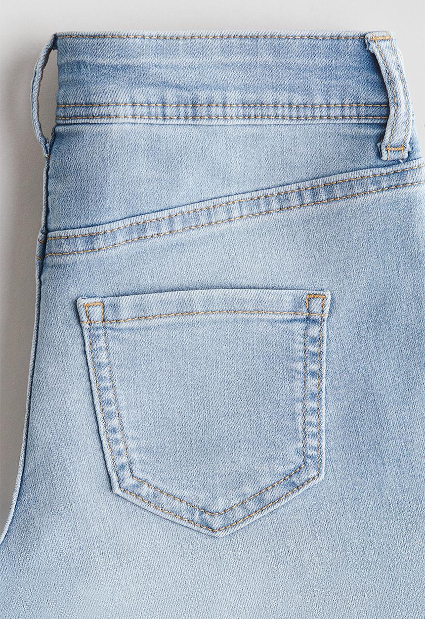H&M - Denim shorts - light denim blue