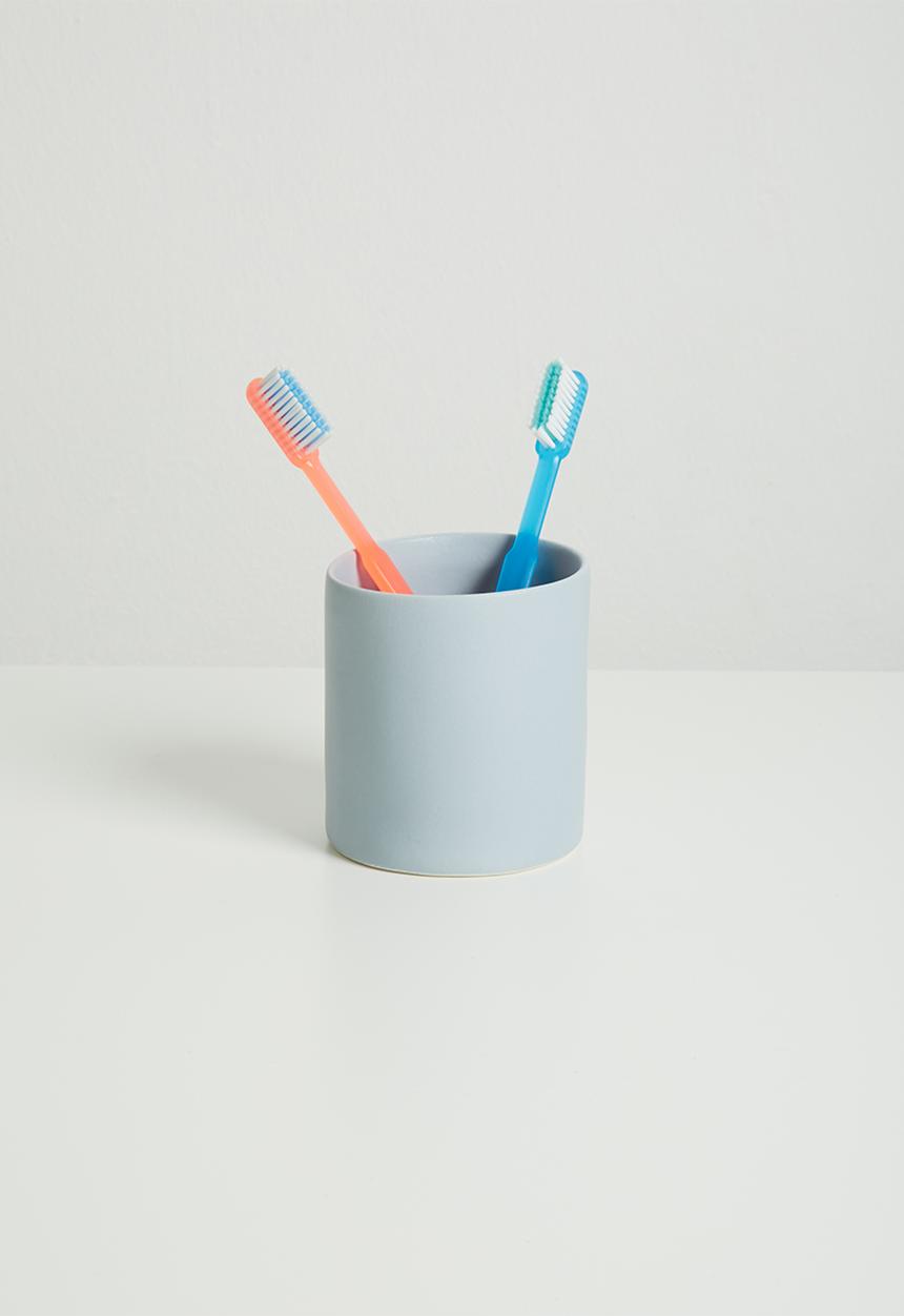 Urchin Art - Small tumbler vase