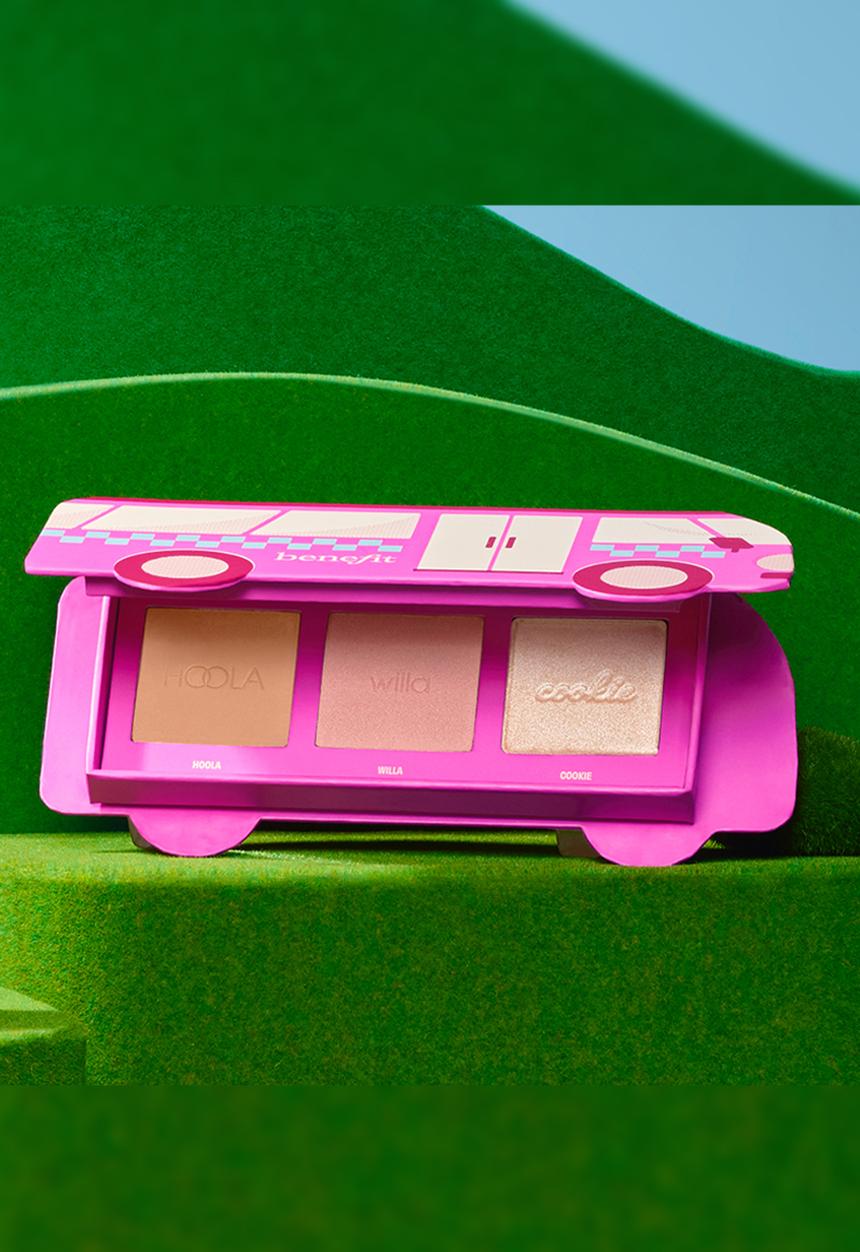 Benefit Cosmetics - Beauty Bus Stop Cheek Palette Gift Set