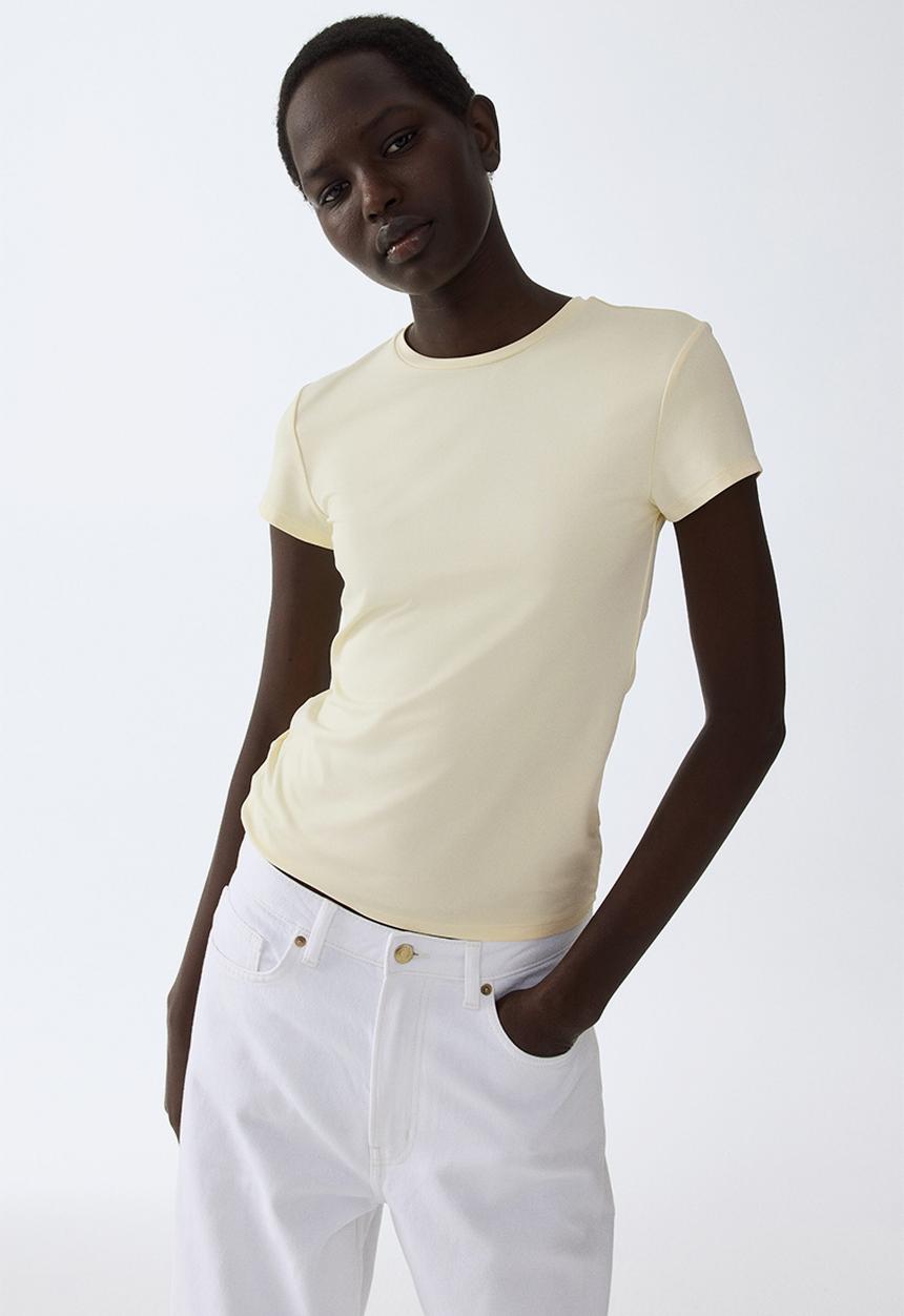 H&M - Fitted microfibre T-shirt - pale yellow