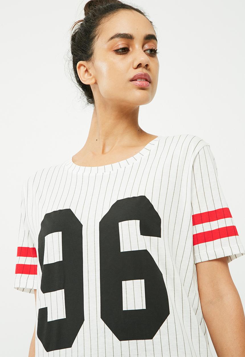 Jacqueline de Yong - College tee