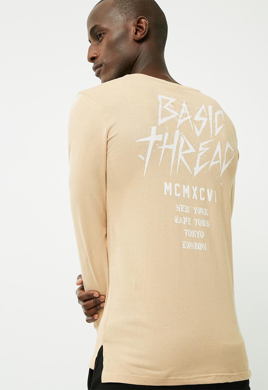 basicthread - Long graphic tail crew neck tee