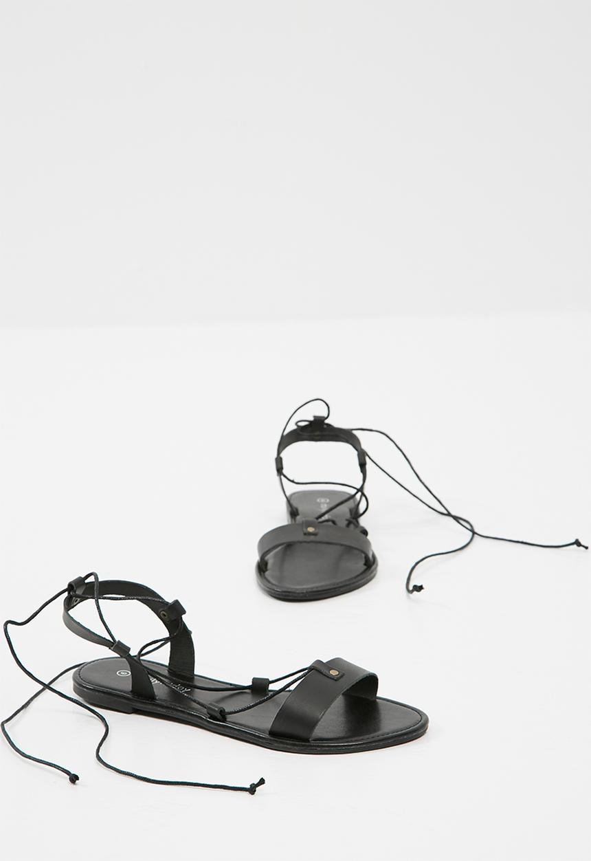 dailyfriday - Sojourn sandal