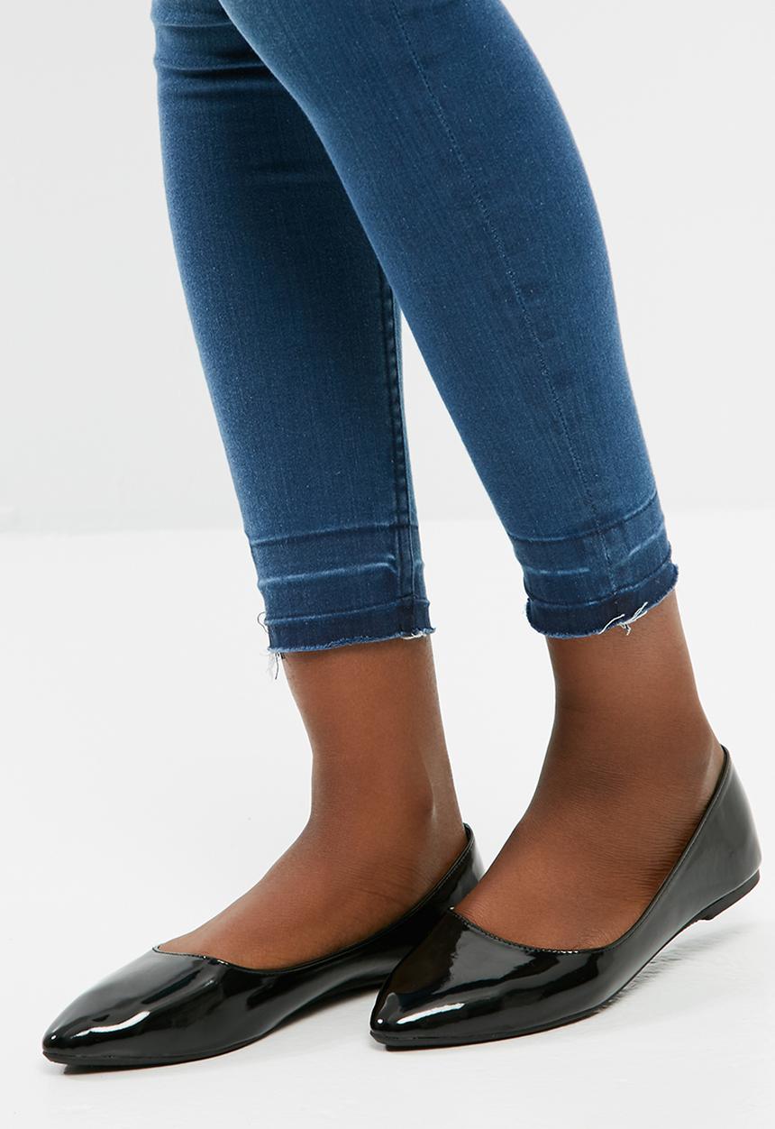 dailyfriday - Pointy toe pumps