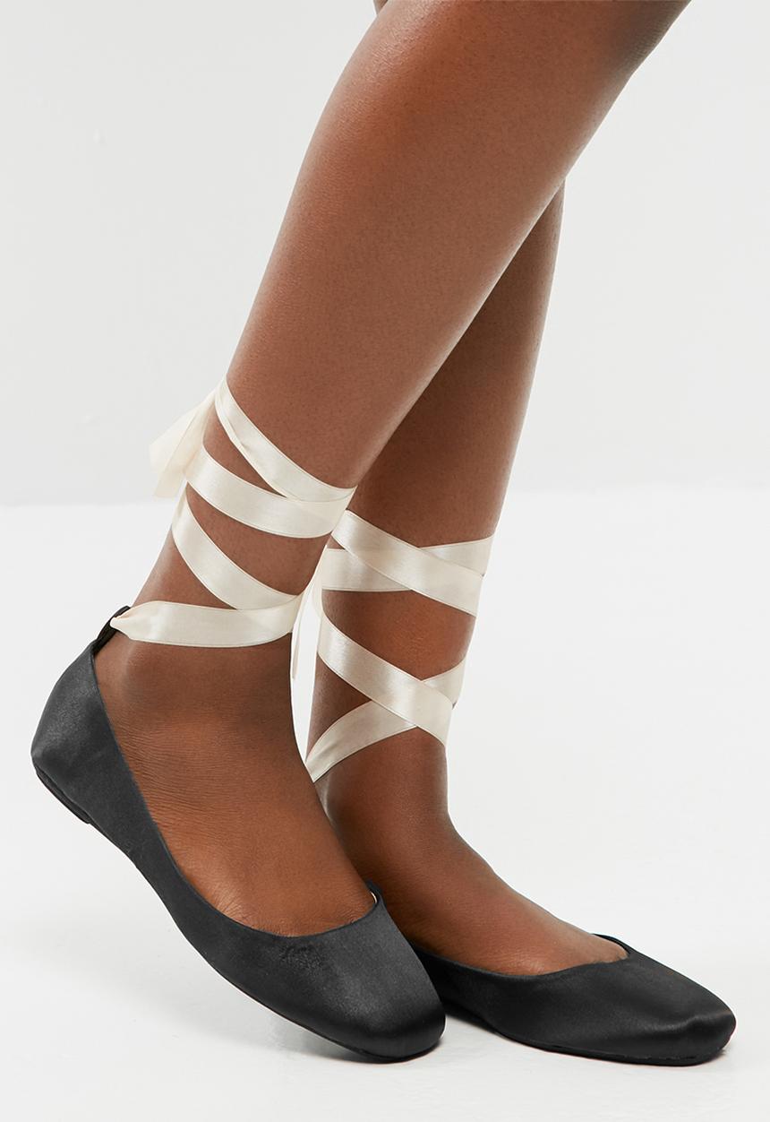 dailyfriday - Satin Ballerina Pump
