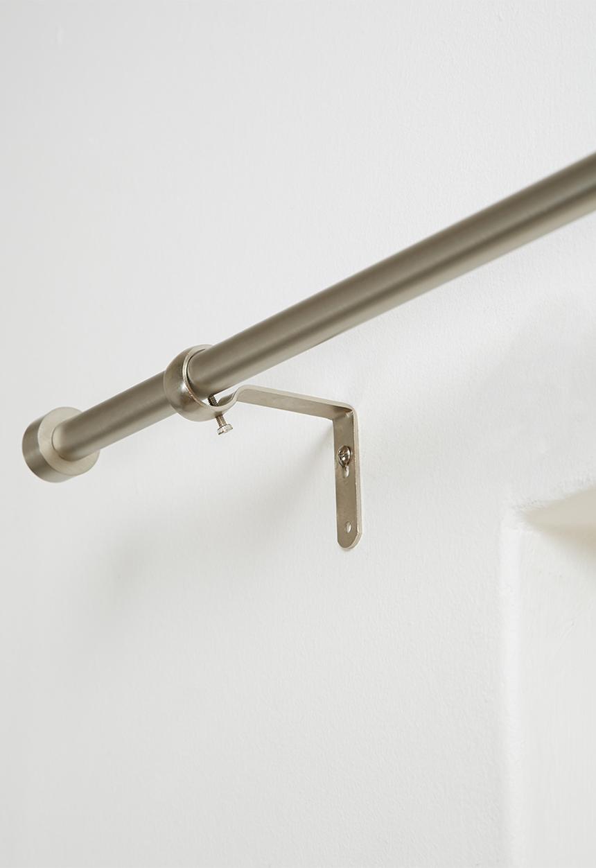 Umbra - Lrg cappa extendible single rod