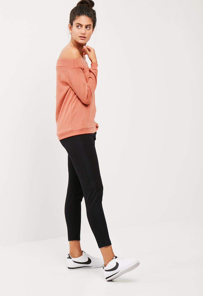 Noisy May - Christian patch off shoulder sweat