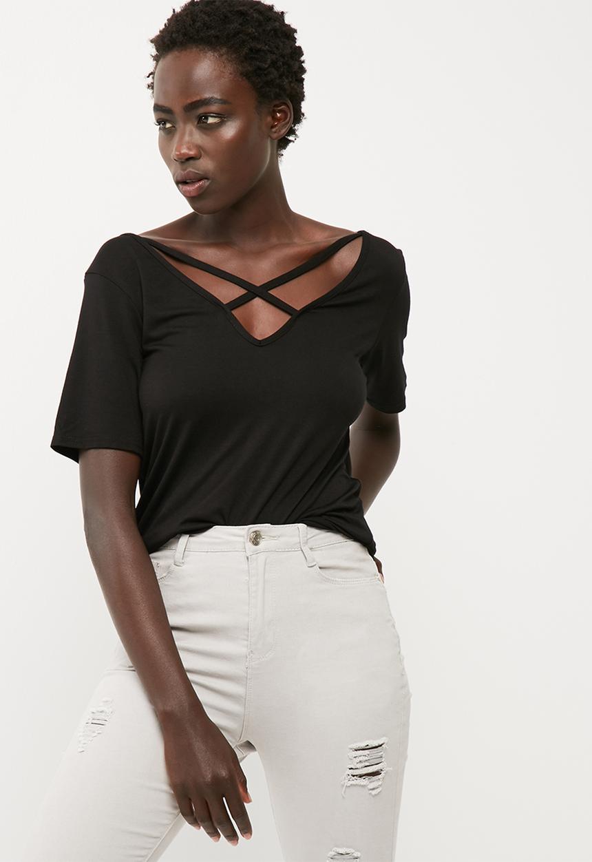 Missguided - V-neck cross strap front tee