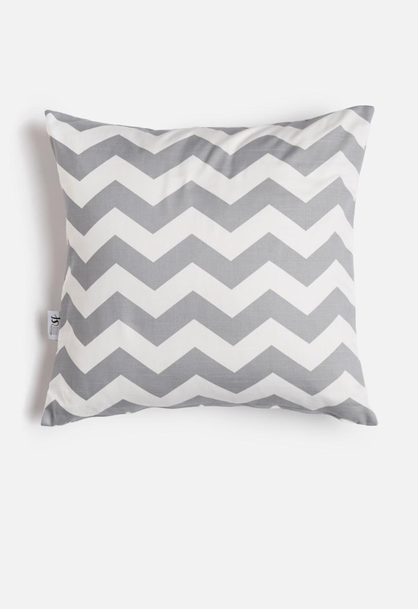 Sixth Floor - Chevron cushion cover - grey