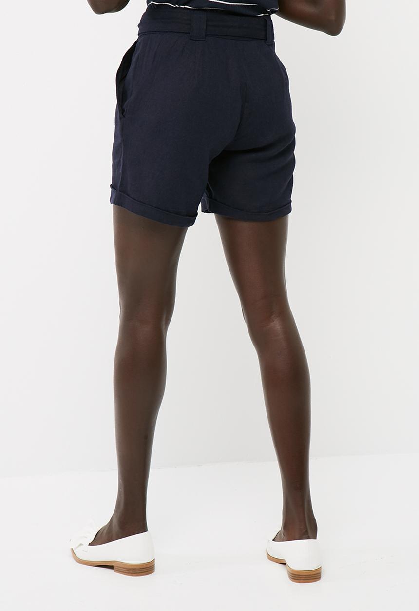 Jacqueline de Yong - Teal shorts