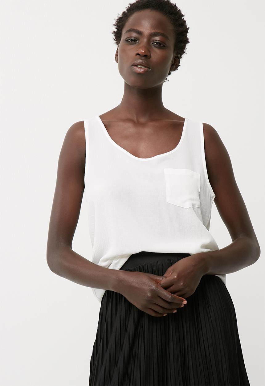 Jacqueline de Yong - Track top