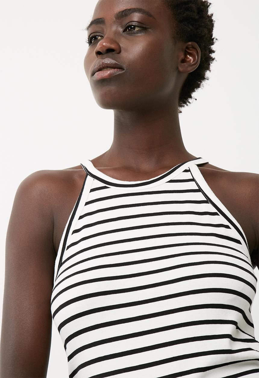 Jacqueline de Yong - Kenya cropped top