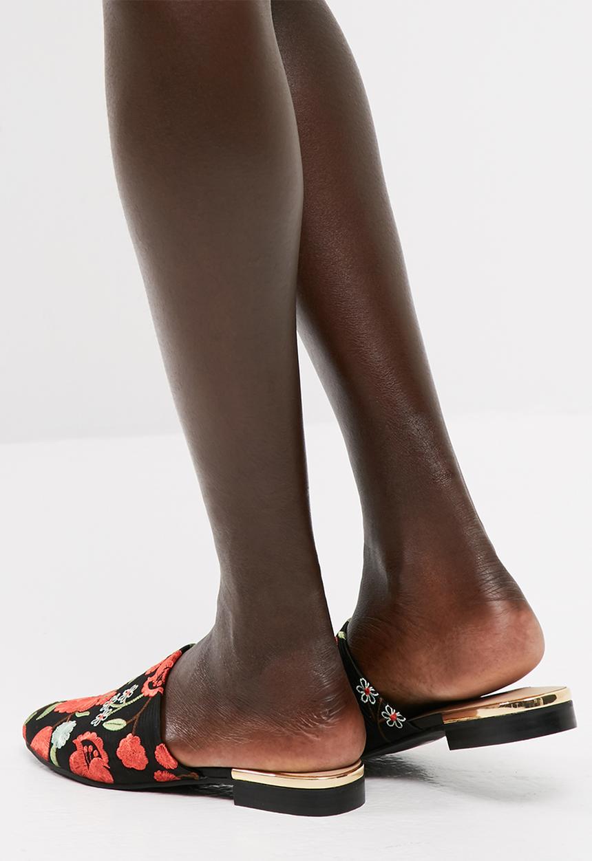 Steve Madden - Snapp