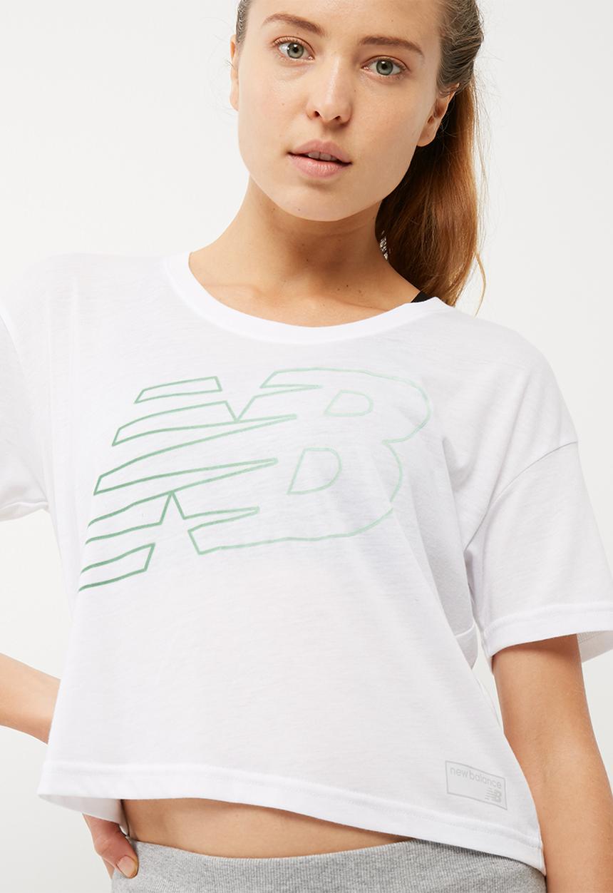 New Balance  - Athlectics cropped tee