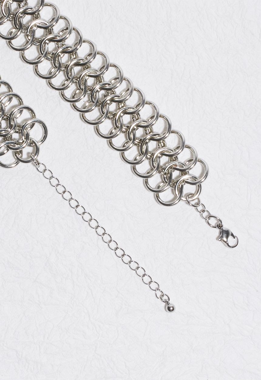 Missguided - Large chainmail choker necklace