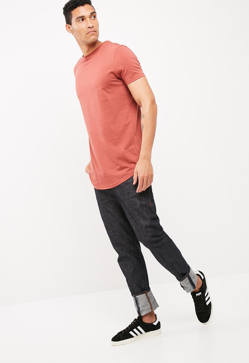 basicthread - Basic curved hem tee