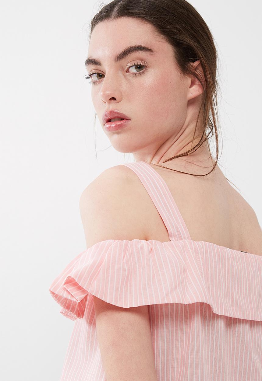 ONLY - Cooks cropped cold shoulder top