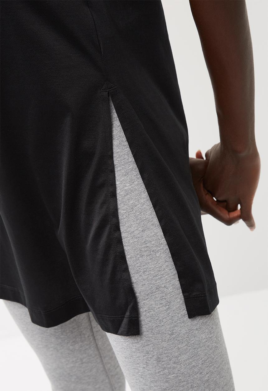Nike - Bonded short sleeve top